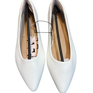 Women's Flats White Pointed-Toe Flats Size 6.5 Comfort Cushioned‎ Ballet Shoes